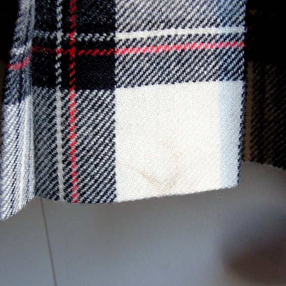 Genuine Scottish Kilt or Pleated Skirt Size 6 - 8 Beautiful Colour Combination - Picture 6 of 12